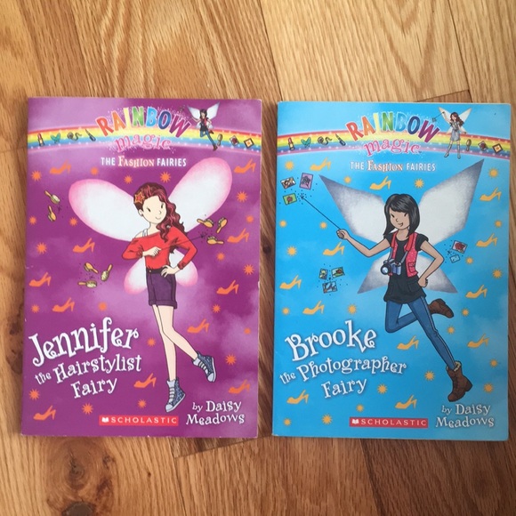 Rainbow Magic: The Fashion Fairies Collection - Picture 4 of 6
